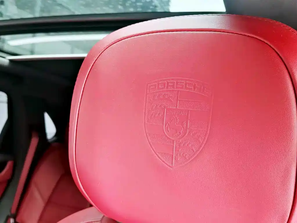 Porsche Cayenne 2020 — фото 16