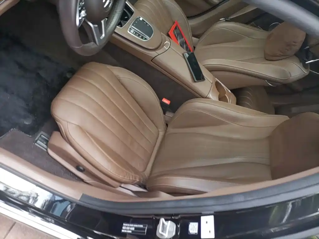 Mercedes-Benz E-Class 2020 — фото 15