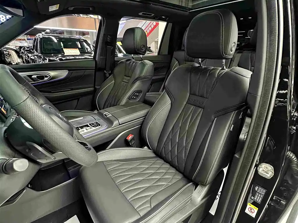 GAC Motor Trumpchi GS8 2023 — фото 27