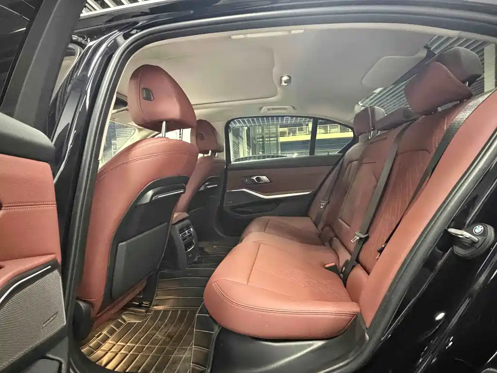 BMW 3 Series 2022