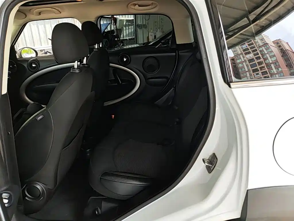 MINI Countryman 2015 — фото 17