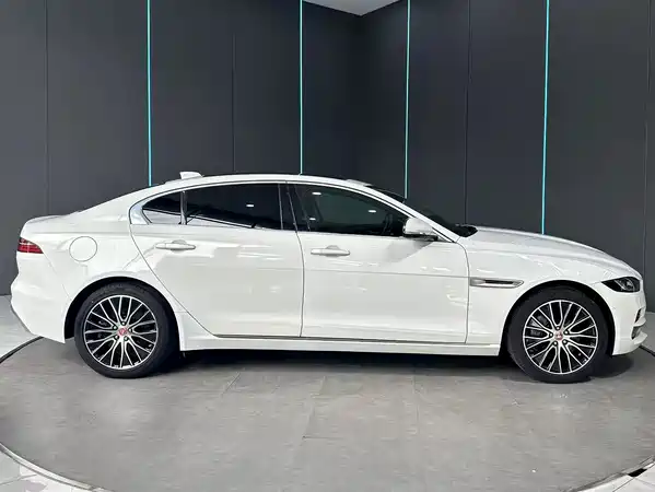 Jaguar XEL 2022