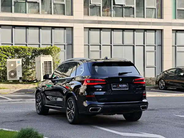 BMW X5 2021