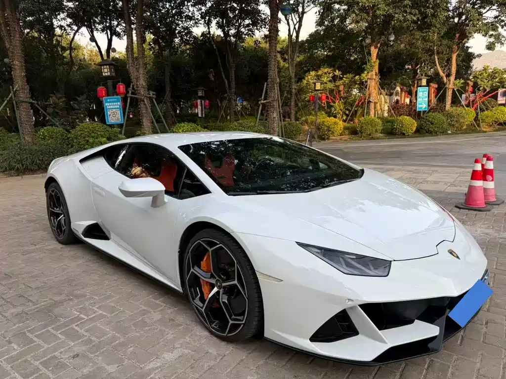 Lamborghini Huracán 2021 — фото 4