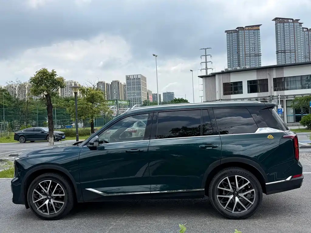 GAC Motor Trumpchi GS8 2023 — фото 7
