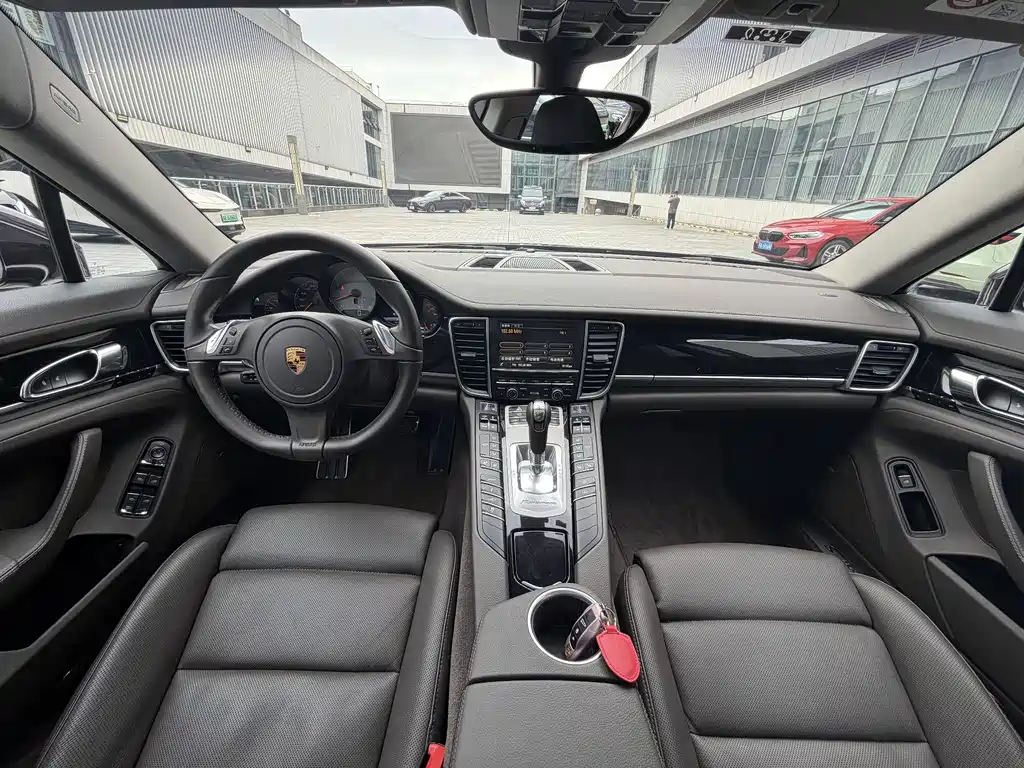 Porsche Panamera 2016 — фото 8
