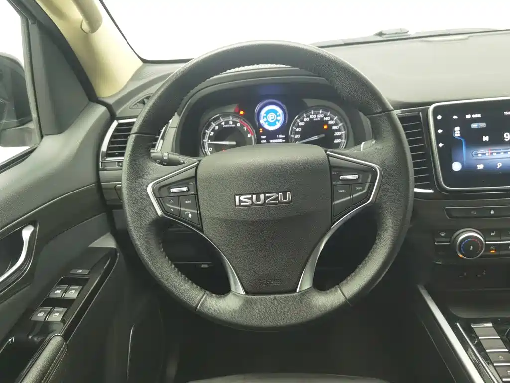Isuzu Mu-X Shepherd 2024 — фото 11