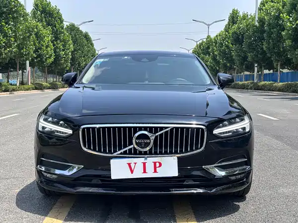 Volvo S90 2019