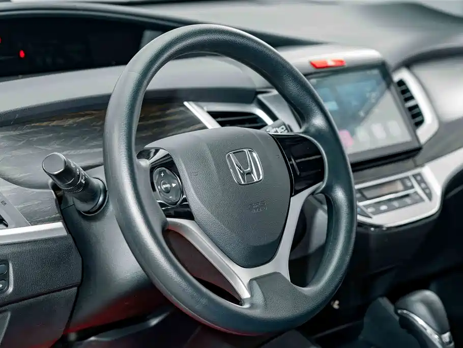Honda Jade 2018 — фото 9