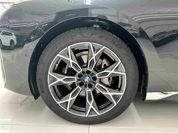 BMW 7 Series 2025