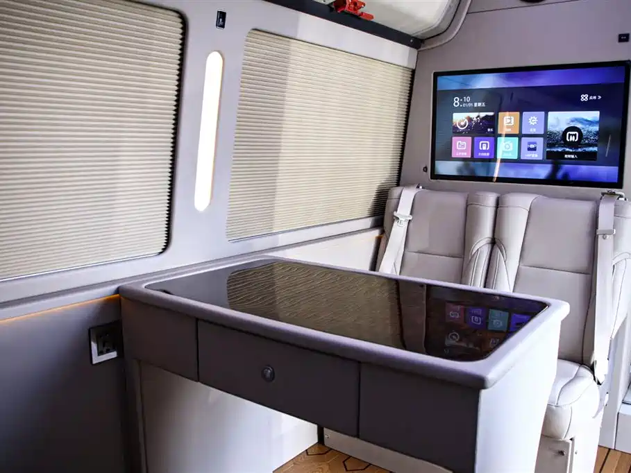 Toyota Coaster 2024 — фото 14