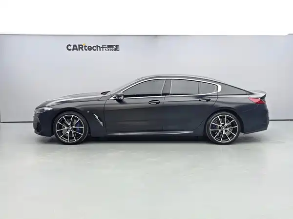 BMW 8 Series 2021