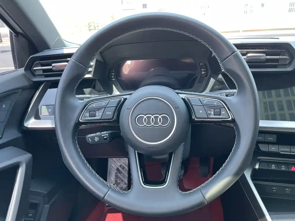 Audi A3 2023 — фото 7