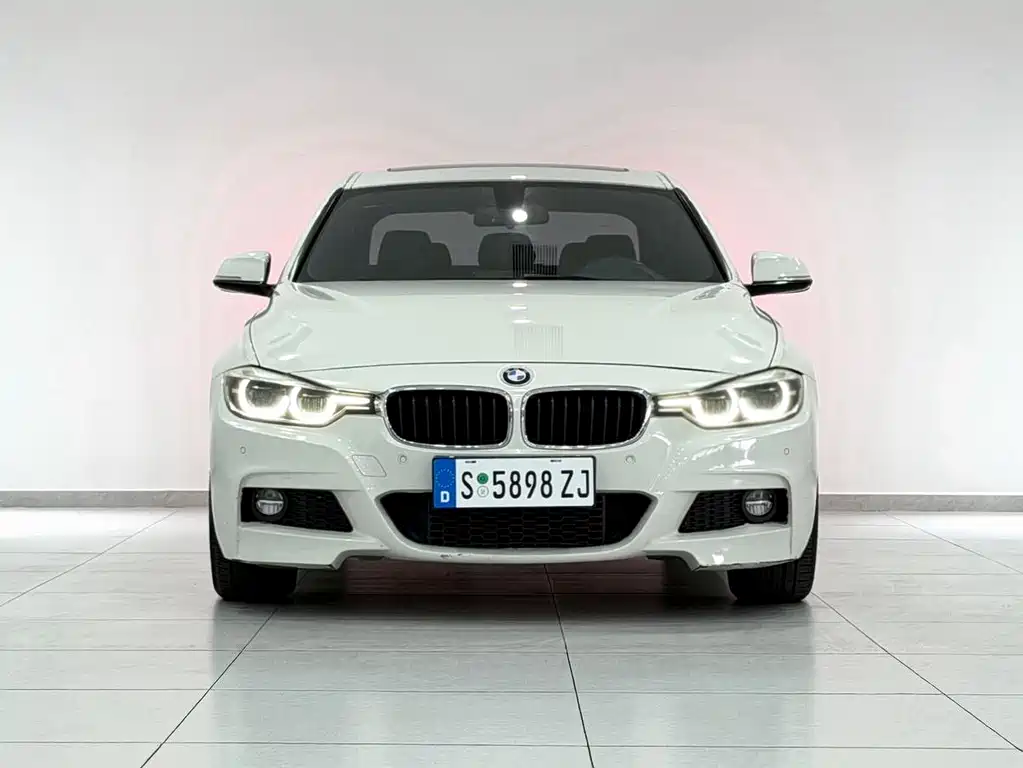 BMW 3 Series 2018 — фото 2