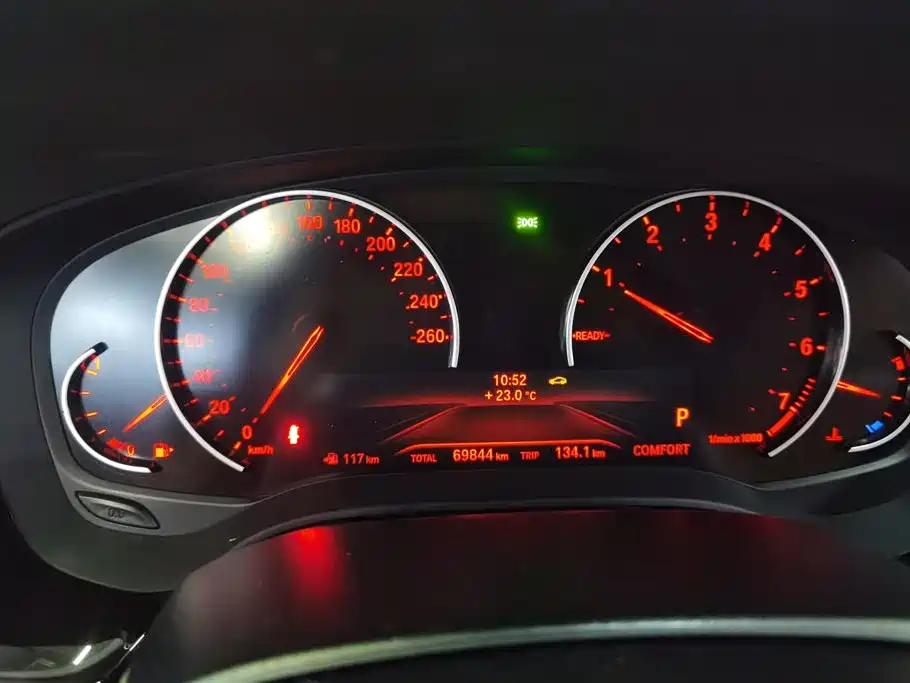 Audi A6L 2015 — фото 14