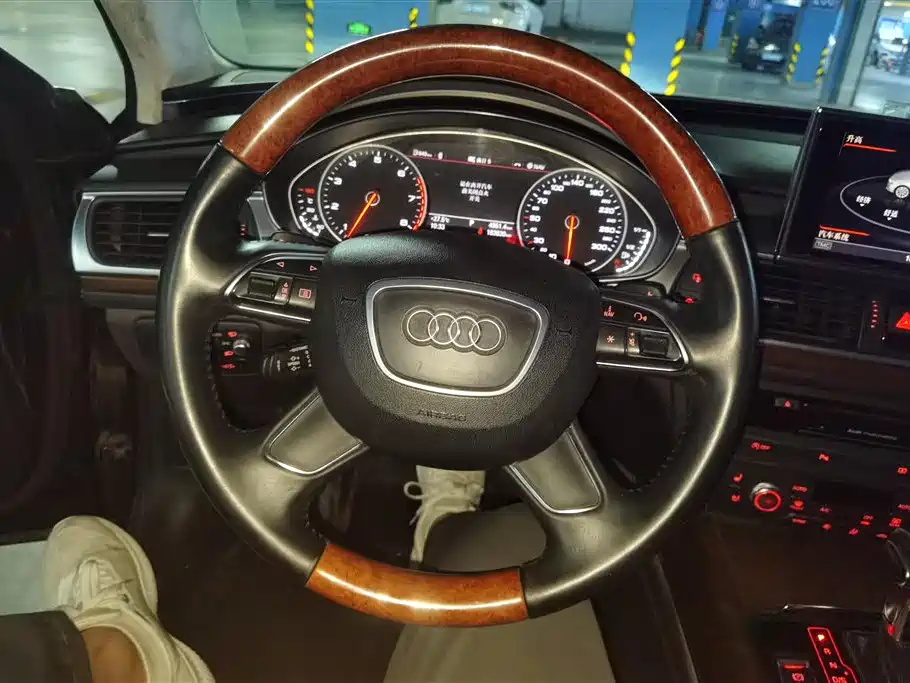 Audi A6L 2015 — фото 15