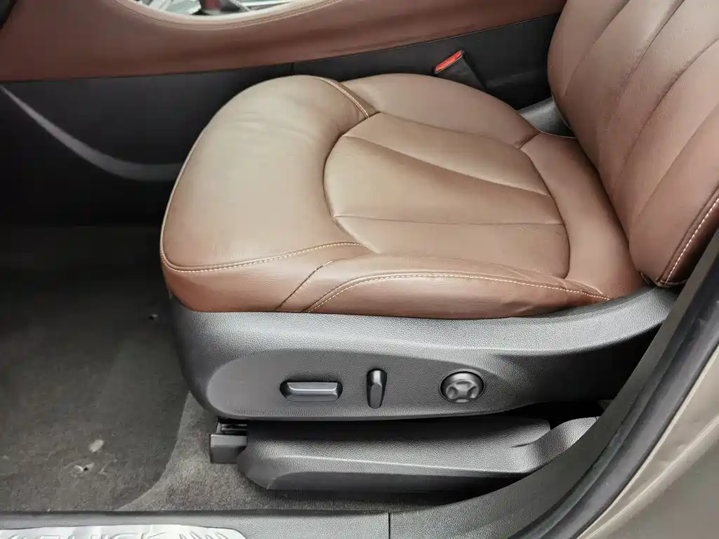 Buick Envision Plus 2018 — фото 20