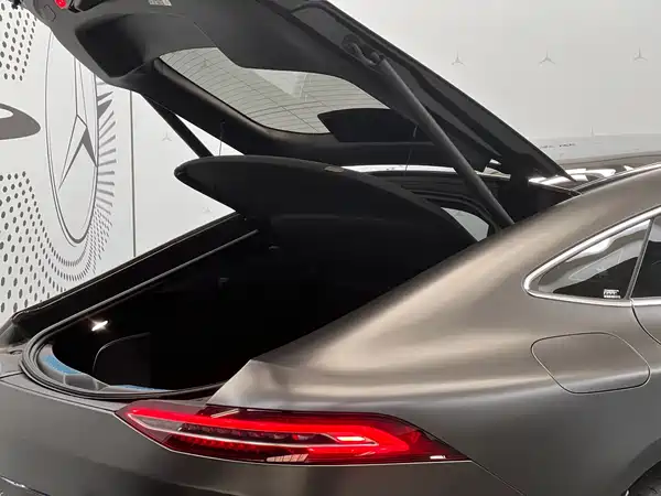 Mercedes-Benz AMG GT 2023