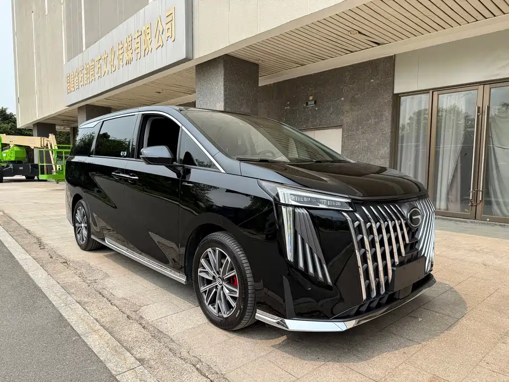 GAC Motor Trumpchi M8 2025 — фото 3