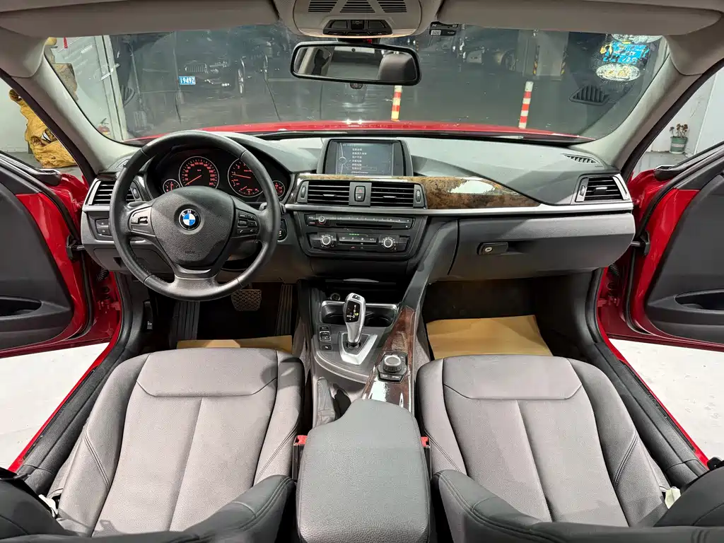BMW 3 Series 2012 — фото 15