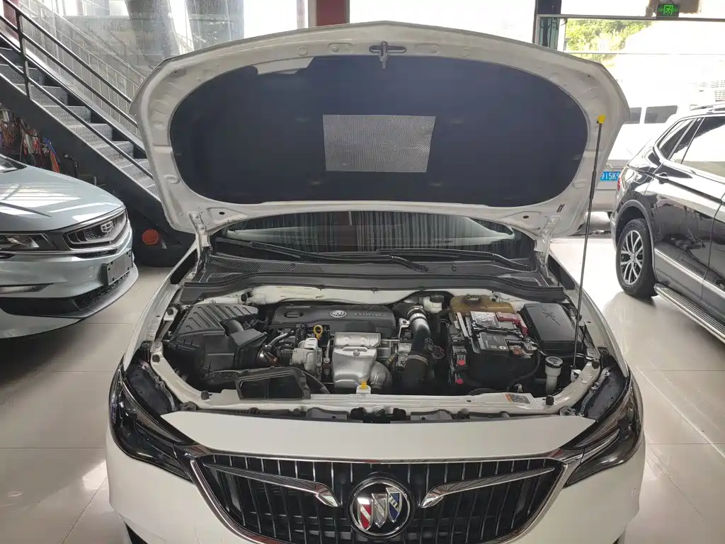 Buick Excelle 2019 — фото 20