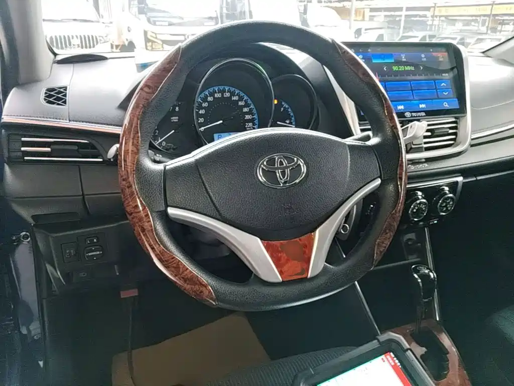 Toyota Yaris L 2018