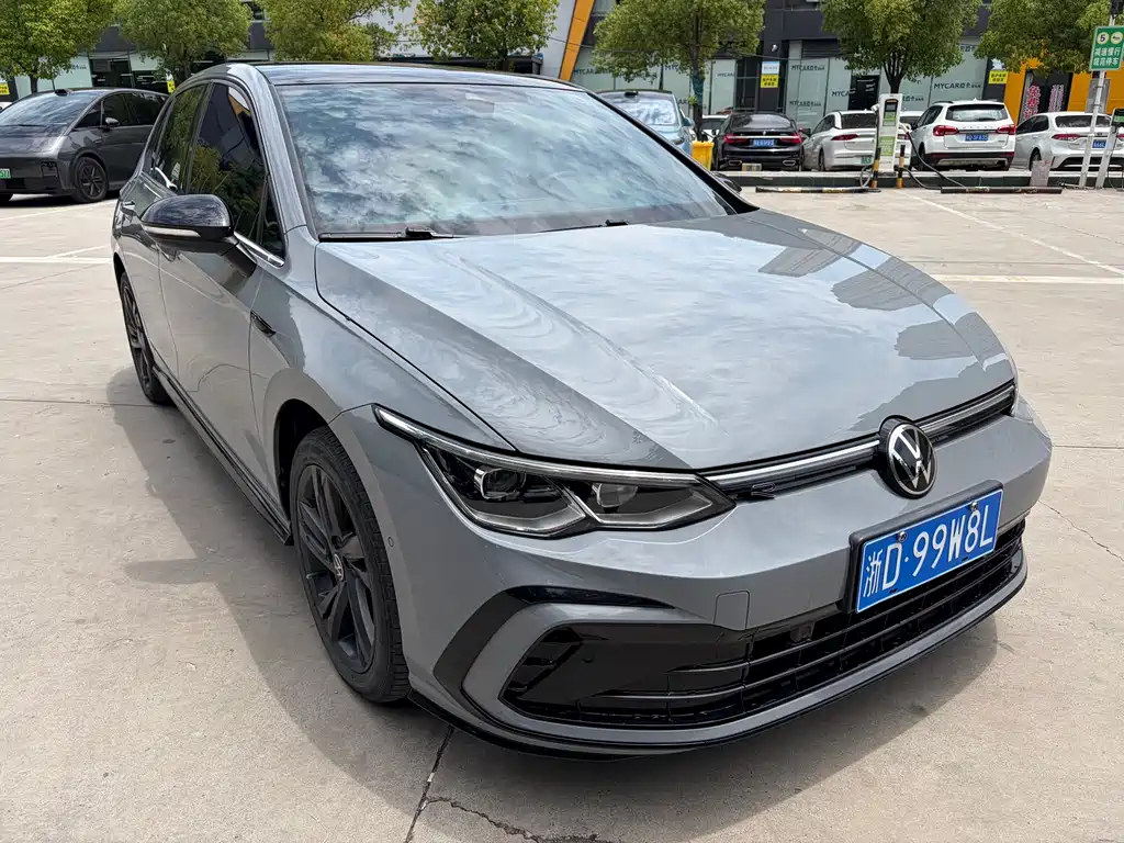 Volkswagen Golf 2022