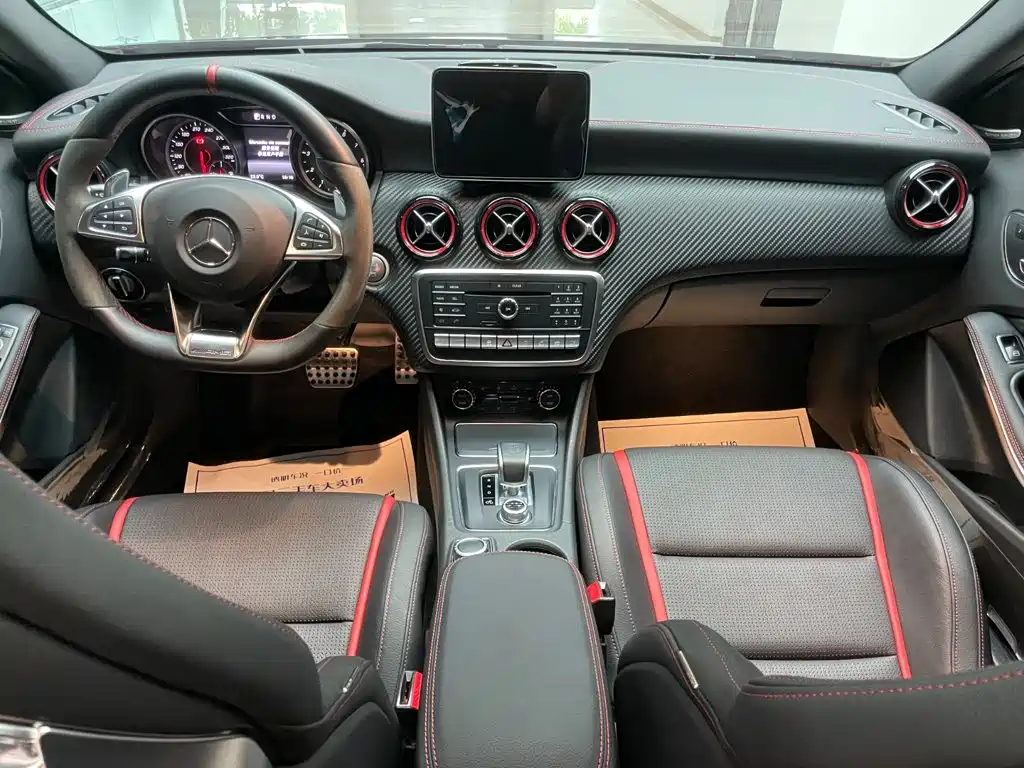 Mercedes-Benz A-Class AMG 2017 — фото 12