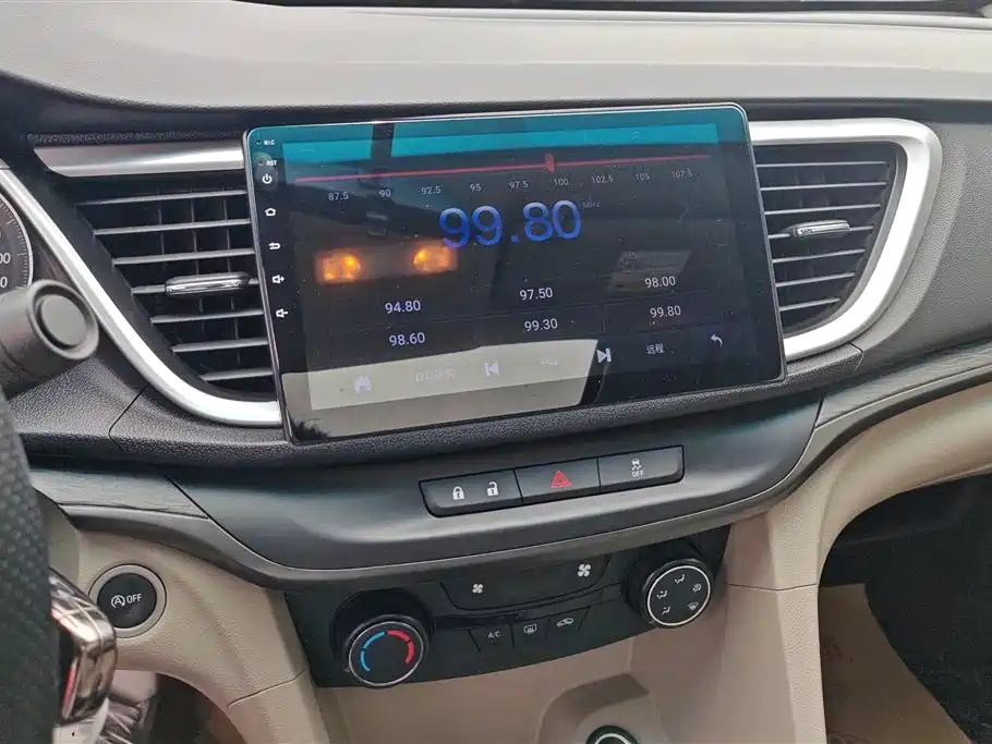 Buick Excelle 2017 — фото 13