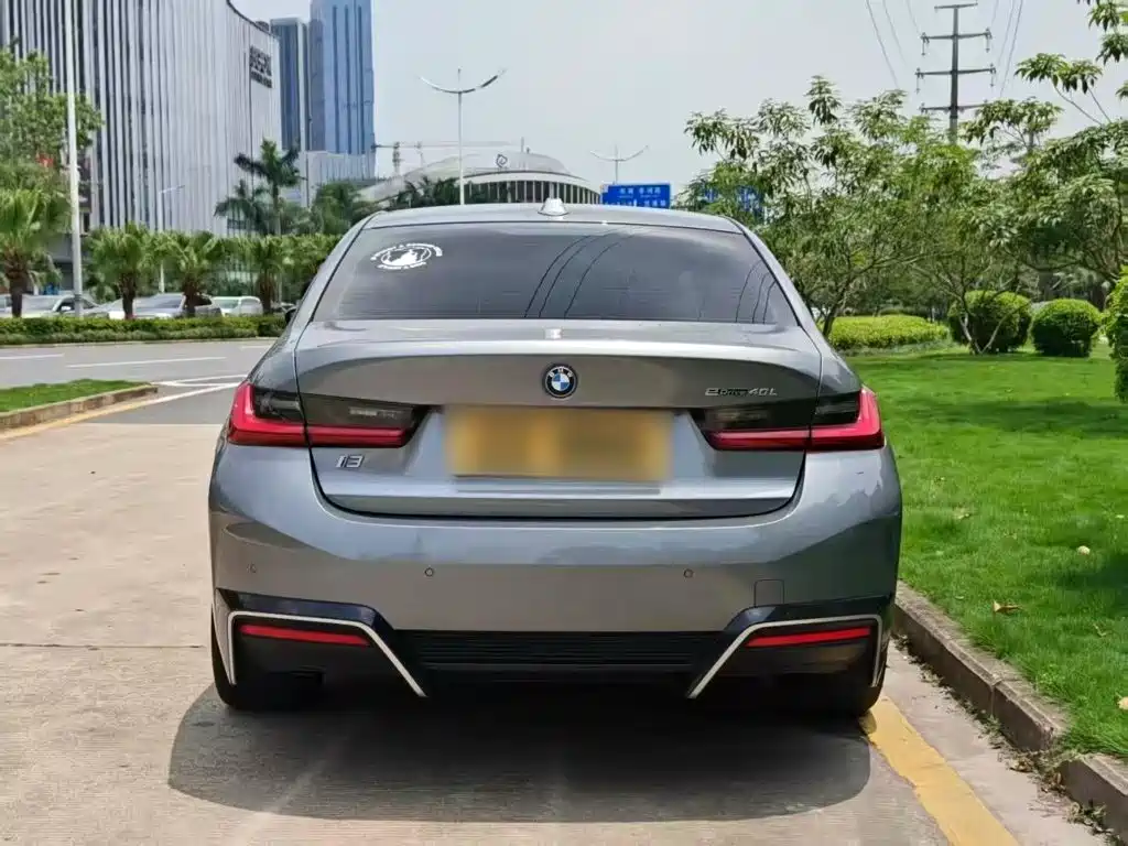 BMW i3 2023