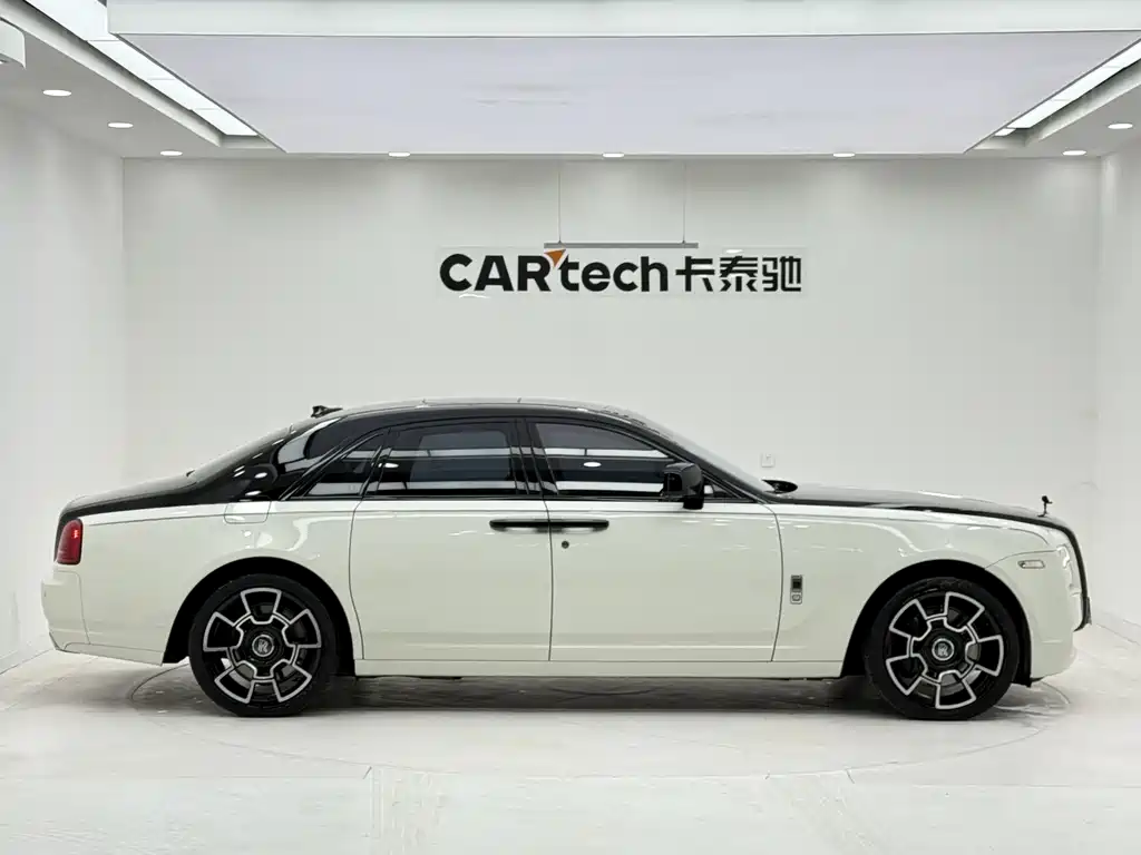 Rolls-Royce Ghost 2011 — фото 5
