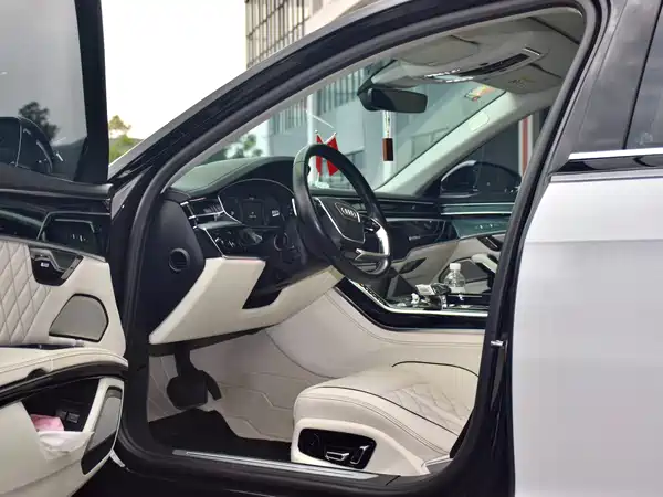 Audi A8 2019