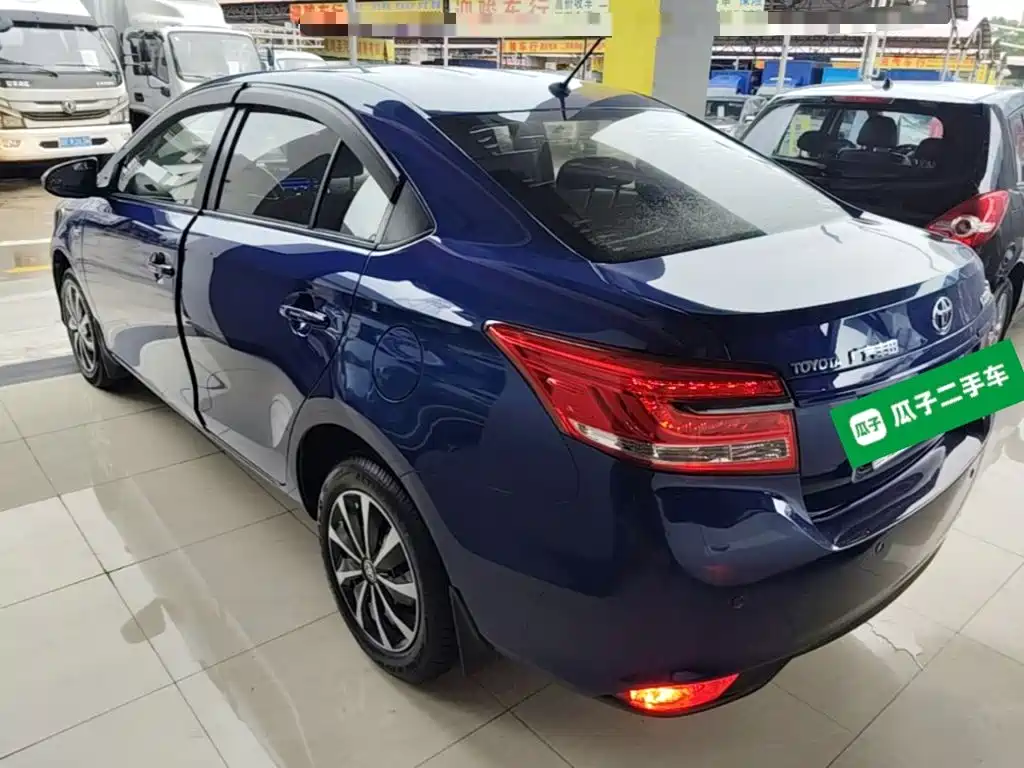 Toyota Yaris L 2018 — фото 23