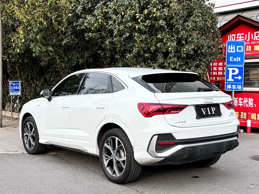 Audi Q3 Sportback 2020 — фото 10