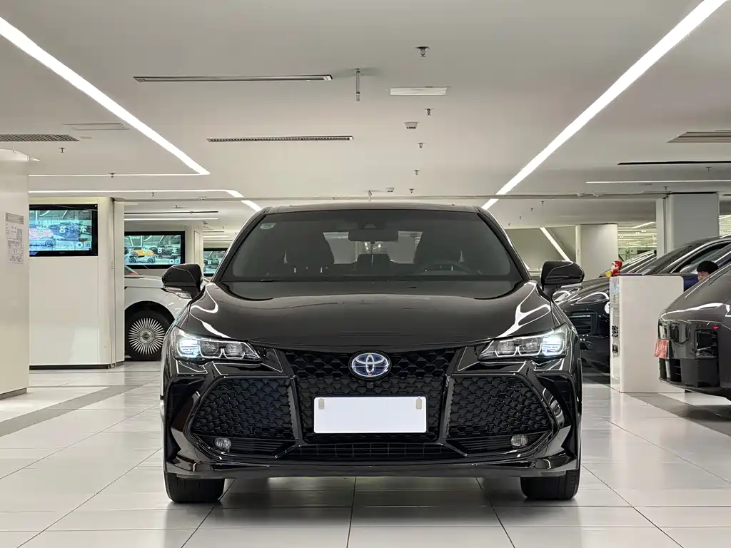 Toyota Avalon 2019 — фото 2