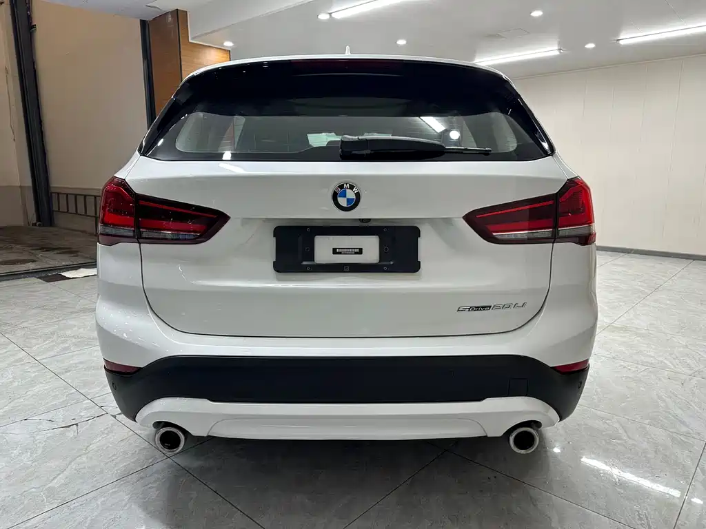 BMW X1 2021 — фото 5