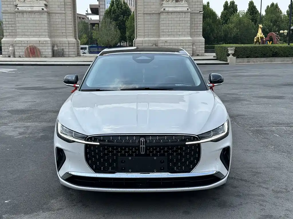 Lincoln Z 2024 — фото 2