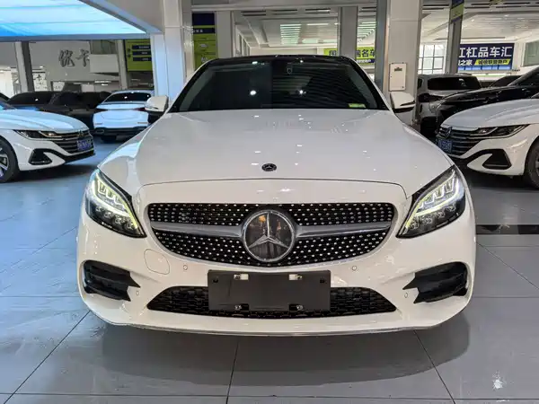 Mercedes-Benz C-Class 2021
