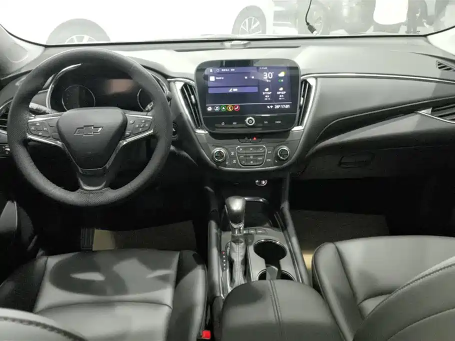 Chevrolet Malibu XL 2022 — фото 12