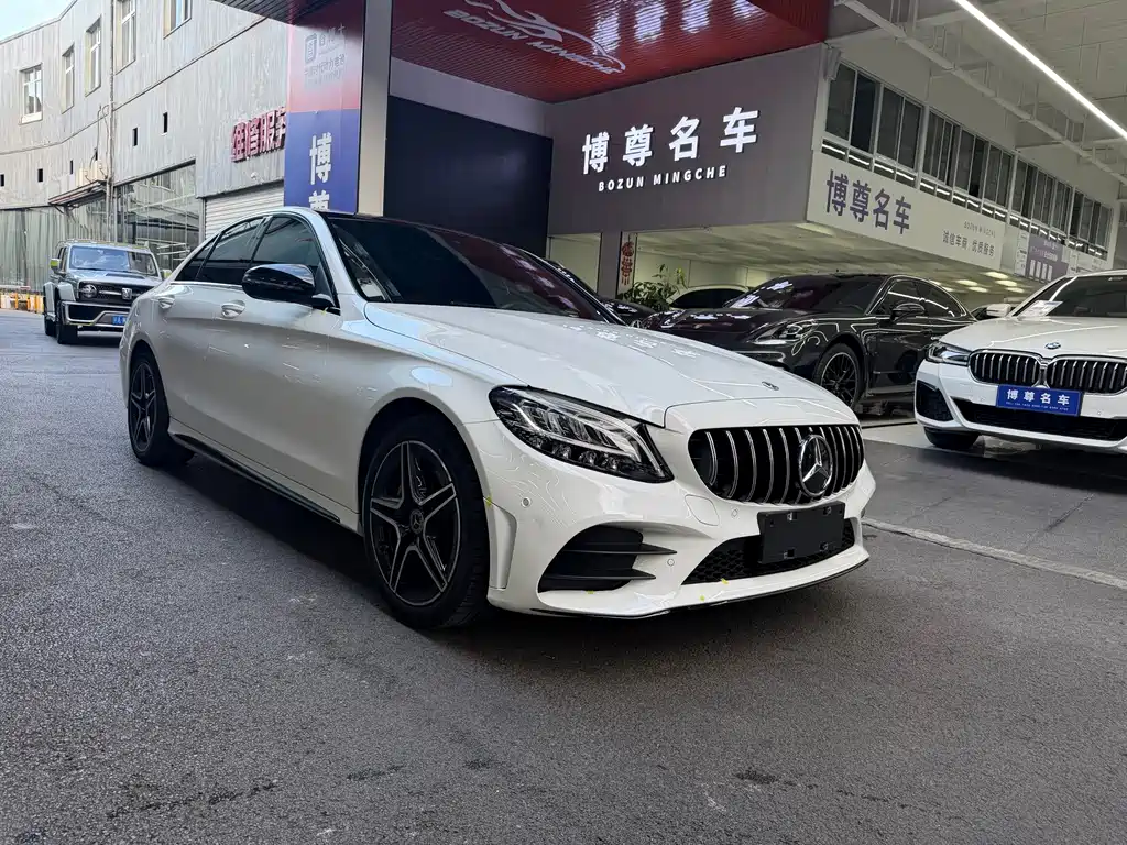 Mercedes-Benz C-Class 2021