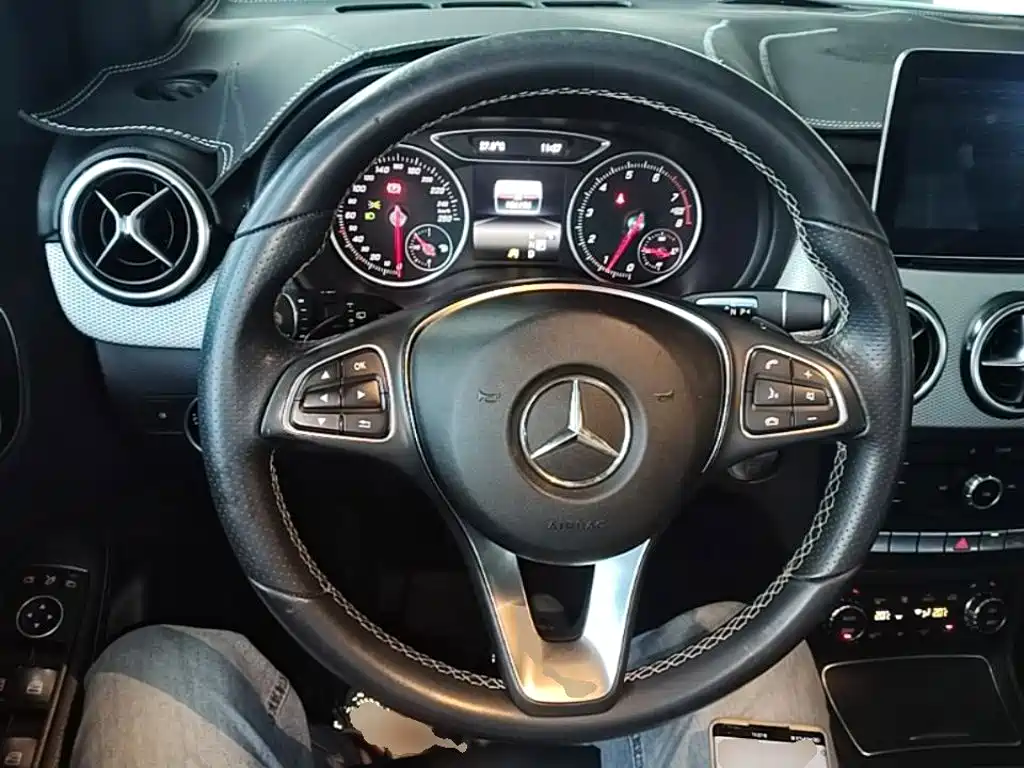Mercedes-Benz B-Class 2017 — фото 11
