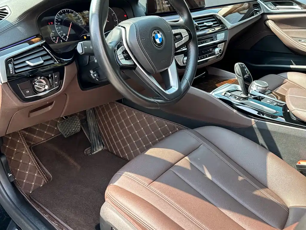 BMW 5 Series 2020