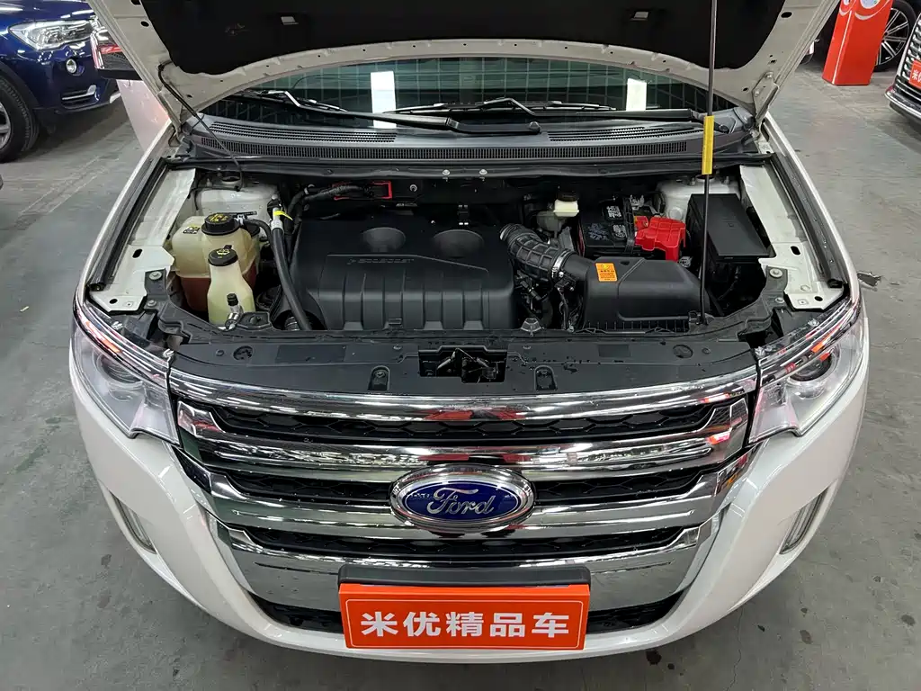 Ford Edge 2015 — фото 18