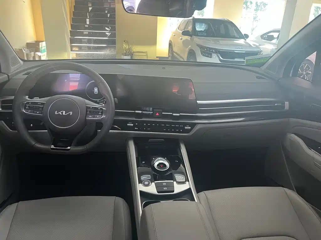 Kia Sportage 2025 — фото 10
