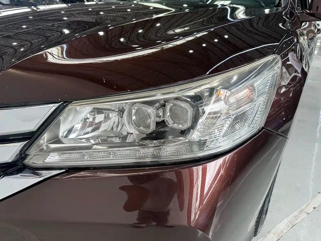 Honda Accord 2014 — фото 27