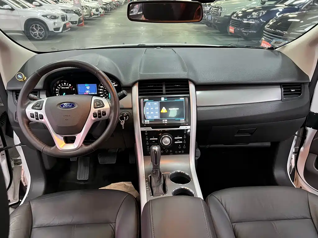 Ford Edge 2015 — фото 12