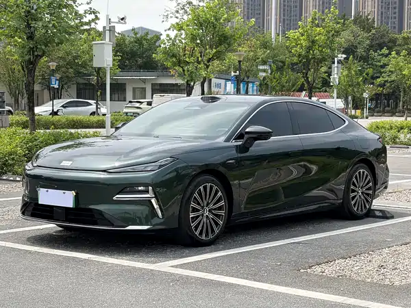 Geely Galaxy Starshine 8 2025