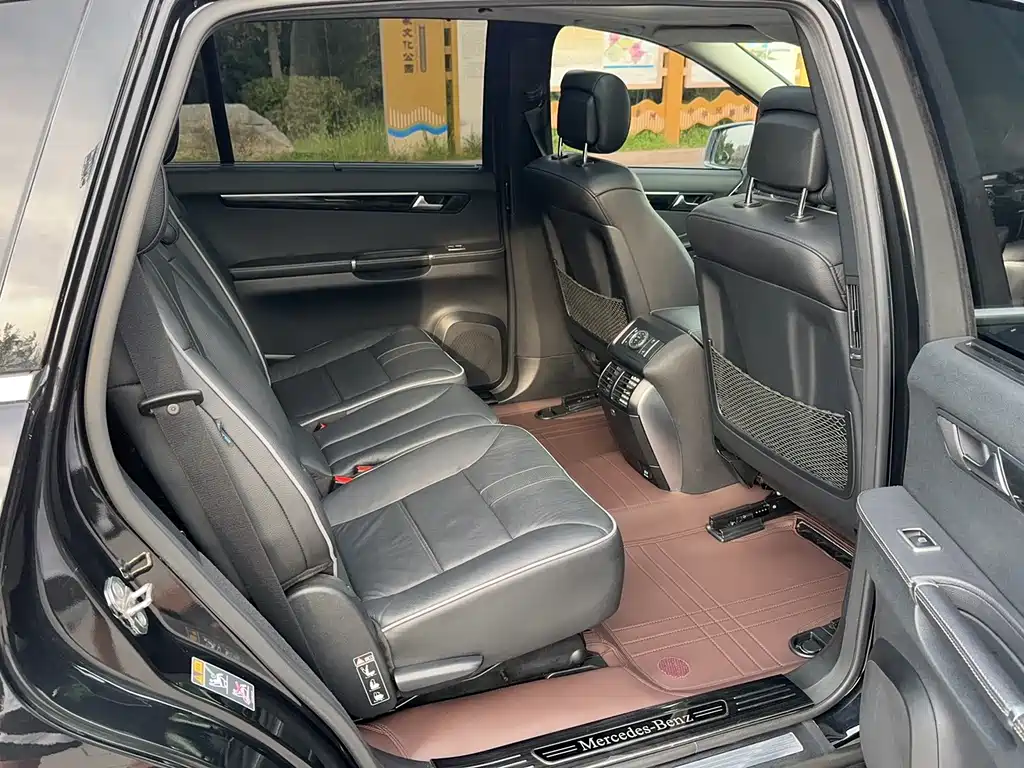 Mercedes-Benz R-Class 2017 — фото 18