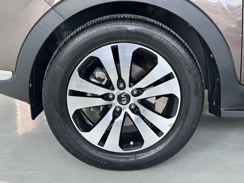 Kia Sportage 2012 — фото 27