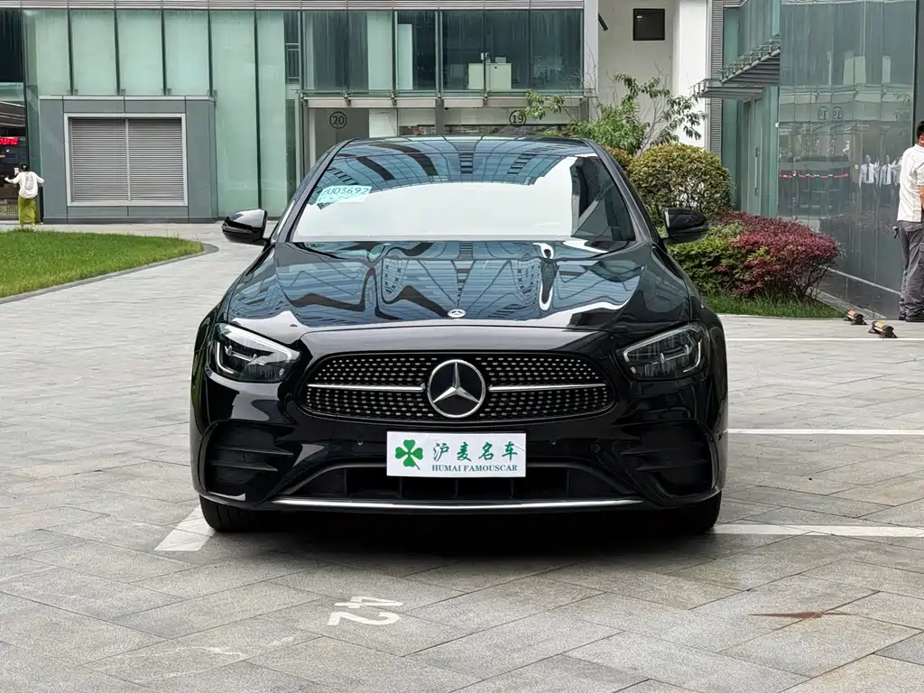 Mercedes-Benz E-Class 2021